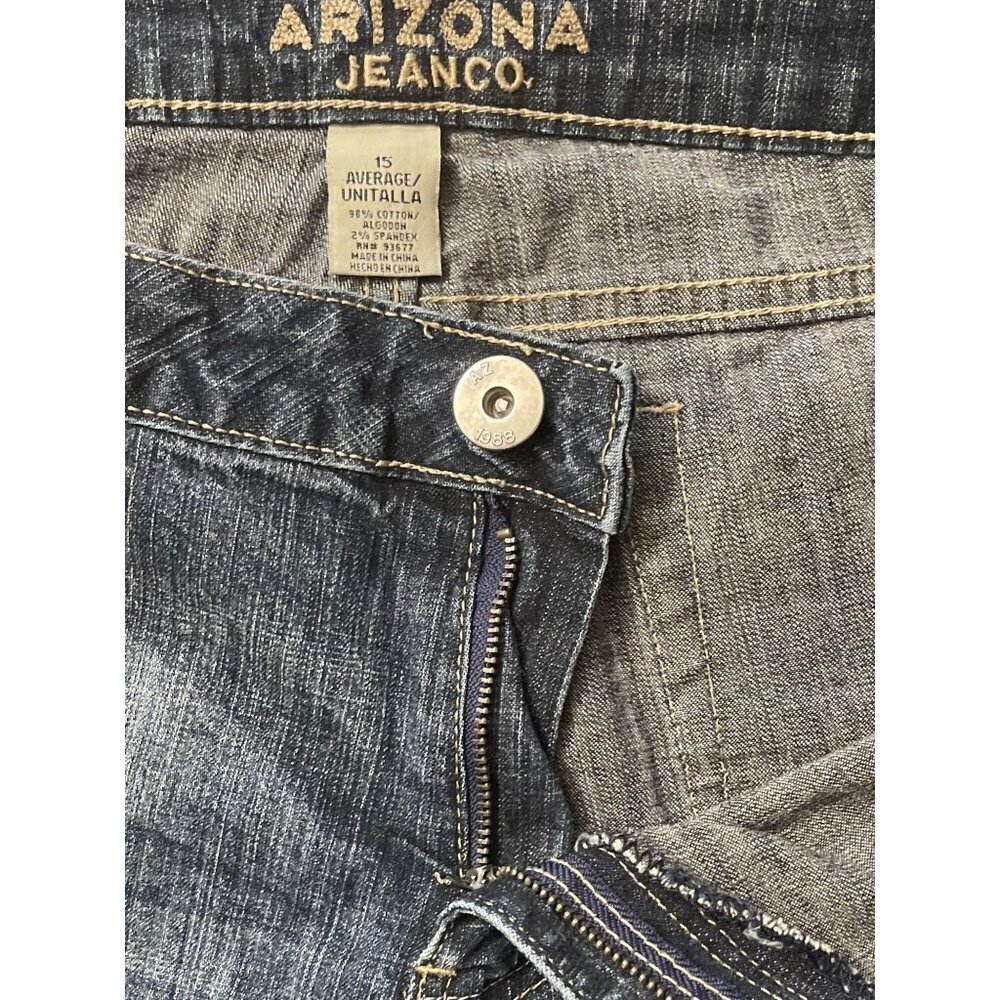 ARIZONA Mid-Rise Dark Jeans Juniors 15 Average Straight Leg Stretch‎ Lt Distress - Picture 12 of 13
